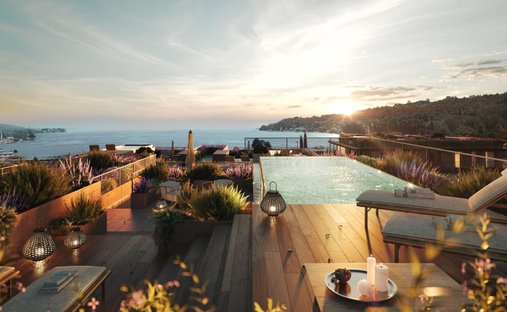 Penthouse in Salo, Lombardy, Italy 1