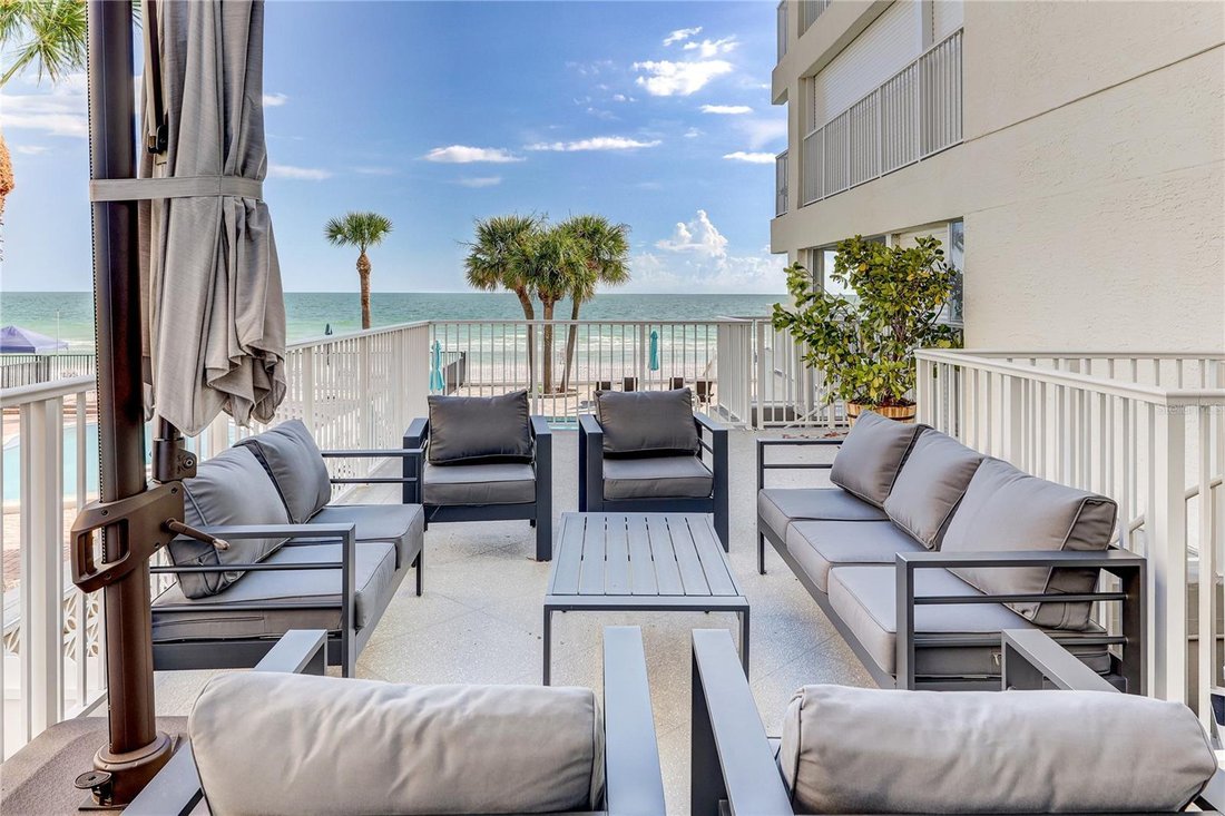 Condo in Madeira Beach, Florida, United States 5 - 17242947