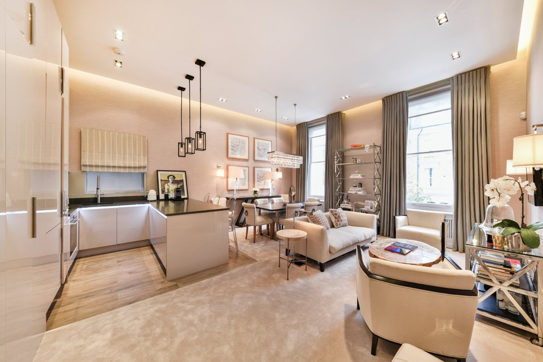 Apartment in Earls Court, Kensington And Chelsea, England 1 - 17243743
