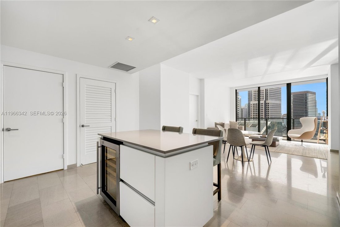 Condo in Miami, Florida, United States 1 - 17244221