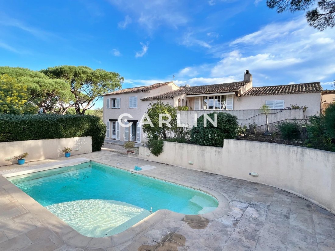 Villa in Ramatuelle, Provence-Alpes-Côte d'Azur, France 1 - 17241612