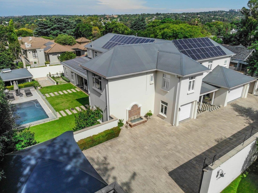 House in Bryanston, Gauteng, South Africa 5 - 17242681