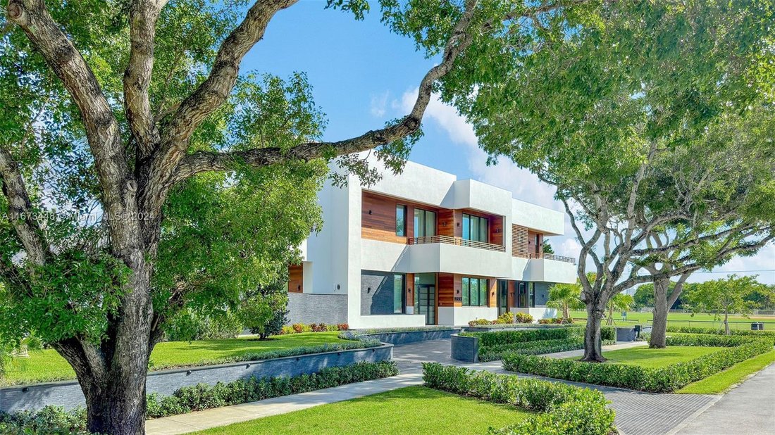 House in Miami, Florida, United States 2 - 17242535
