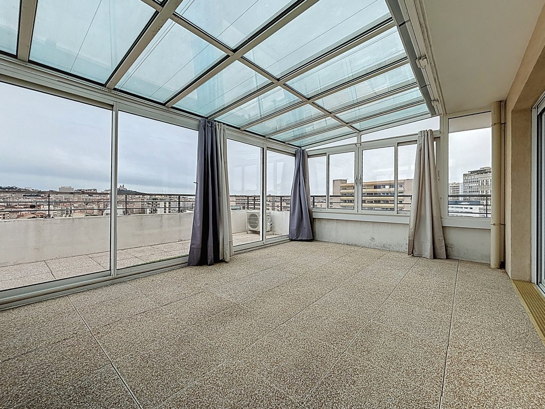 Apartment in Saint Loup, 10e Arrondissement, Marseille 3 - 17241125