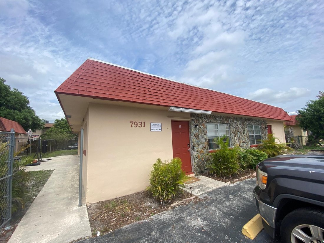 House in North Lauderdale, Florida, United States 4 - 17240151