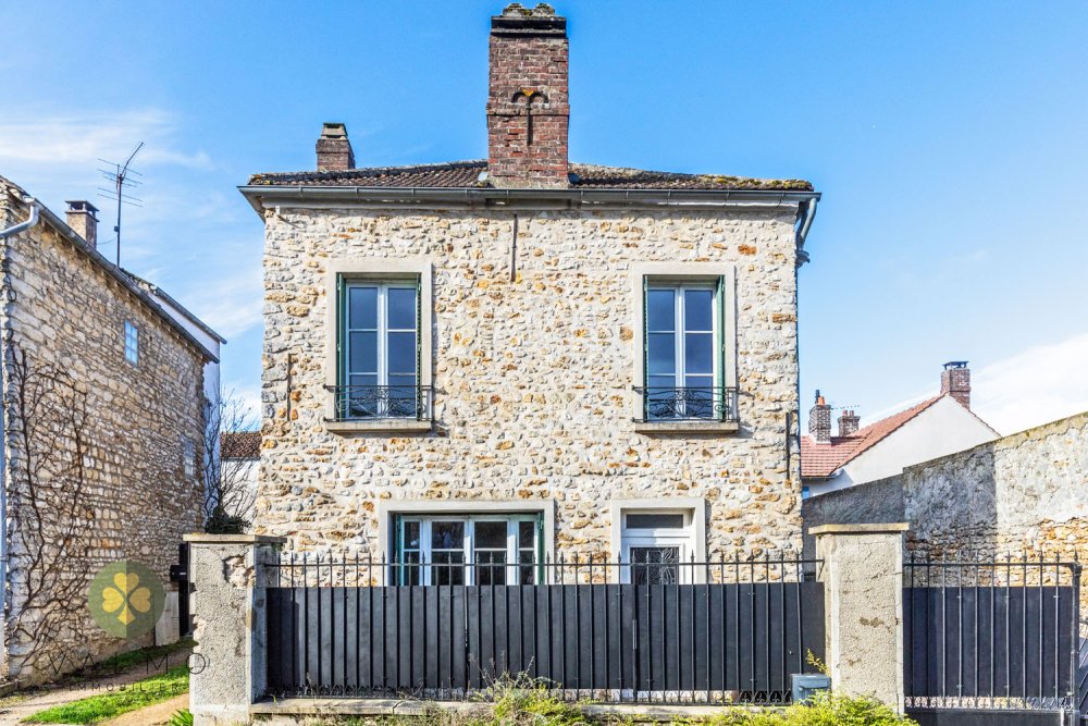 House in Marcq, Ile-de-France, France 4 - 17241343