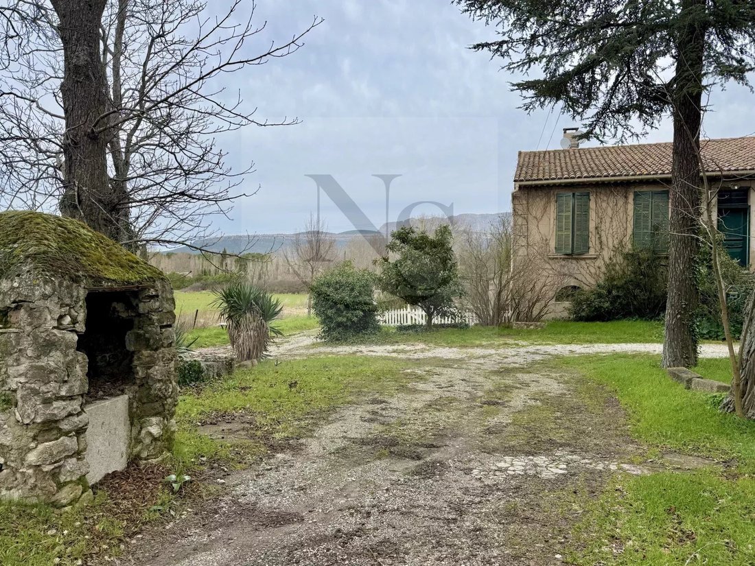 Villa in Est, Fuveau, France 3 - 17241005