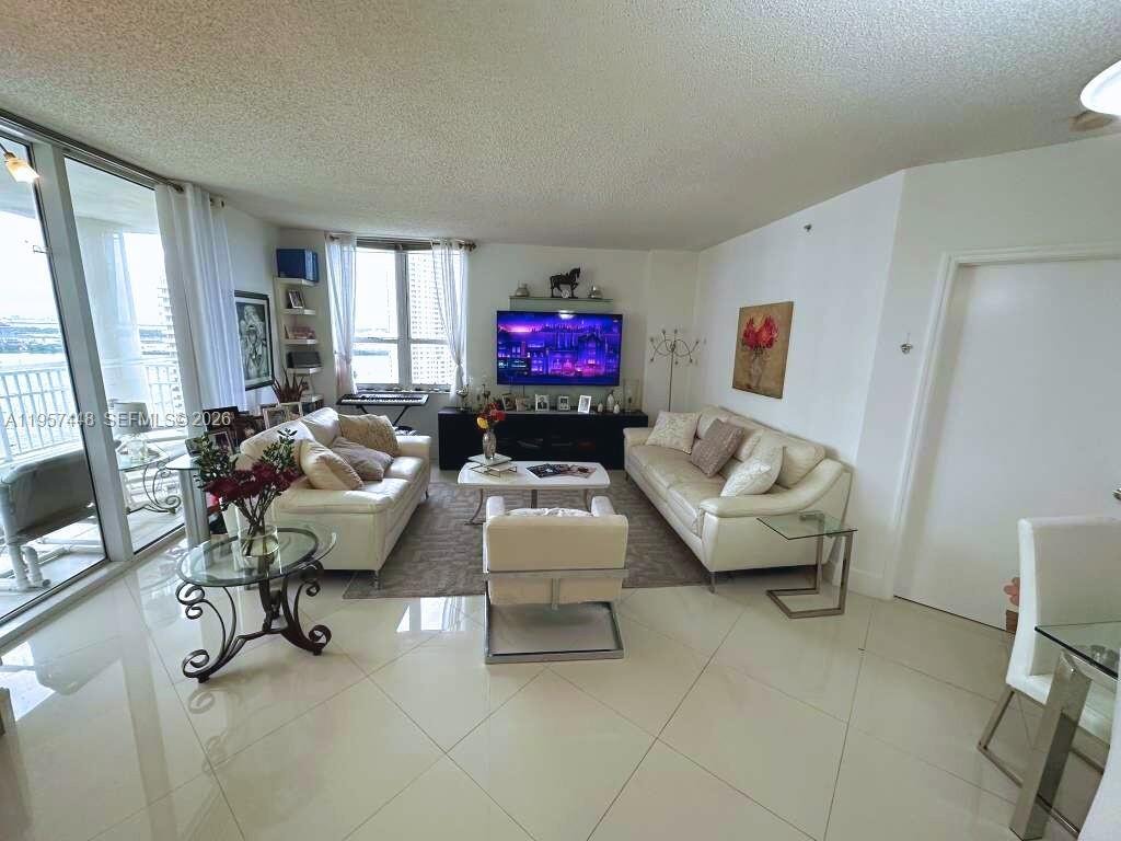 Condo in Miami, Florida, United States 3 - 17242524