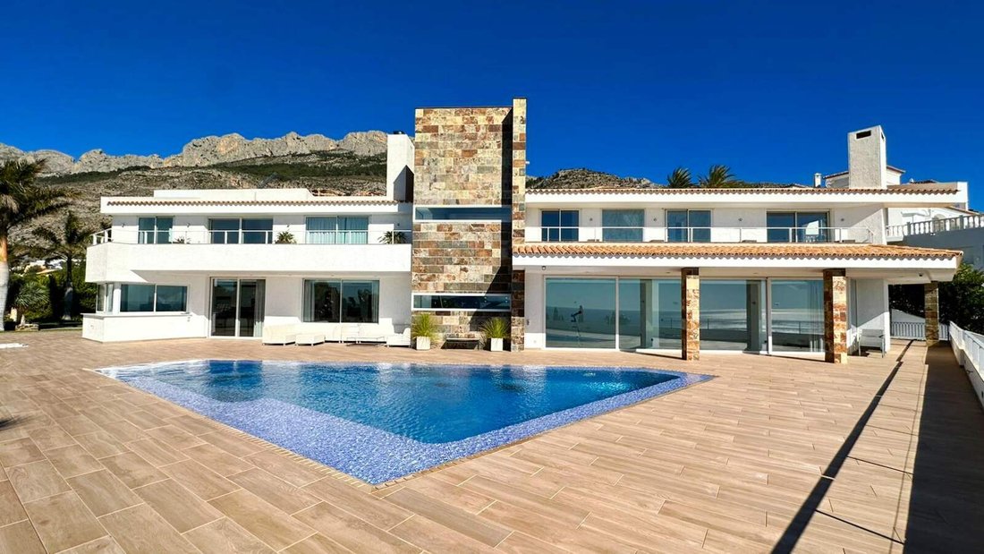 Villa in Zona de Mascarat, Valencian Community, Spain 4 - 10840740