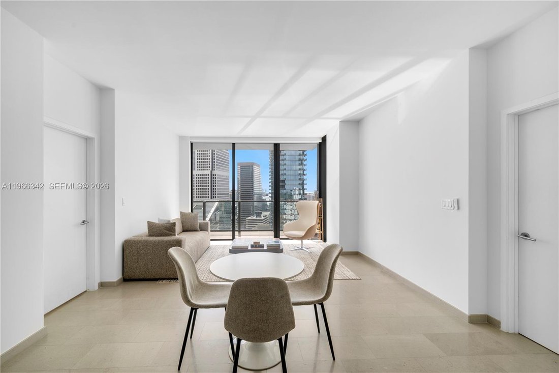 Condo in Miami, Florida, United States 4 - 17244221