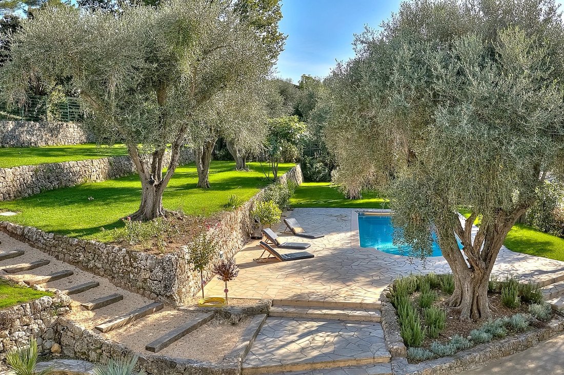 House in Mougins, Provence-Alpes-Côte d'Azur, France 5 - 13321382