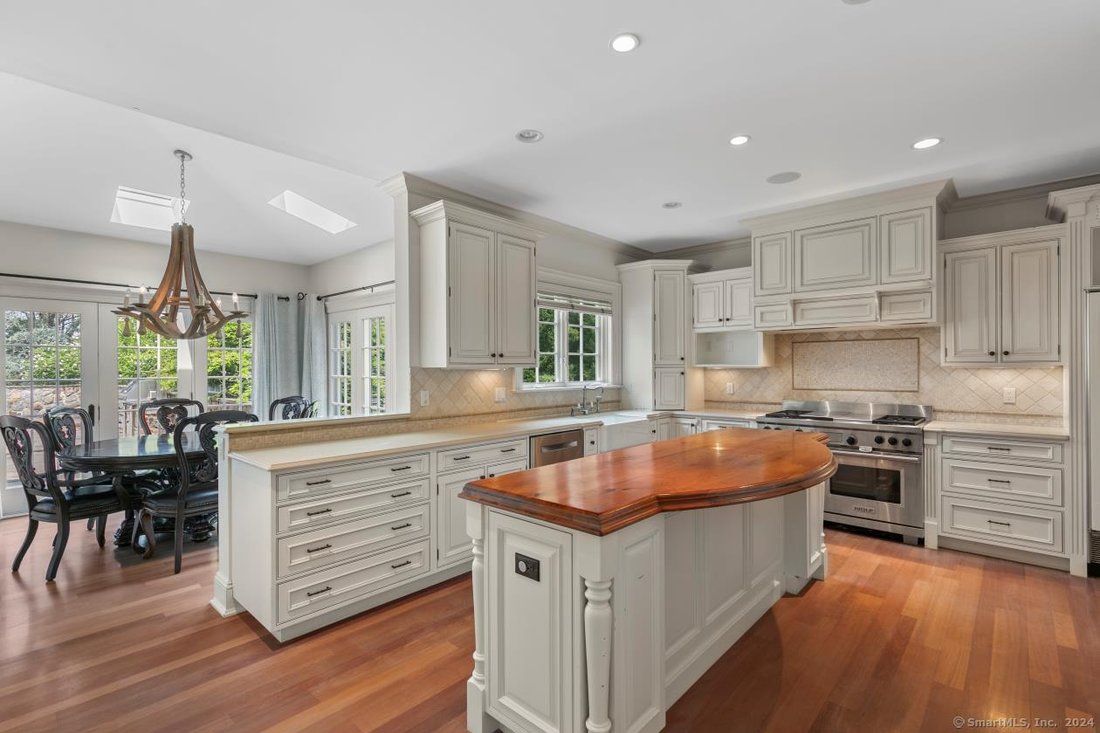 House in Westport, Connecticut, United States 5 - 17240874