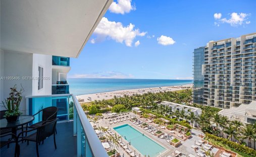 Condo in Miami Beach, Florida, United States 1