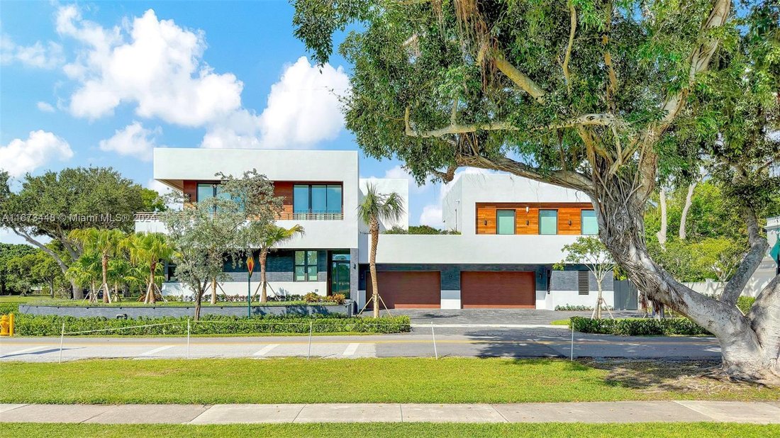 House in Miami, Florida, United States 5 - 17242535