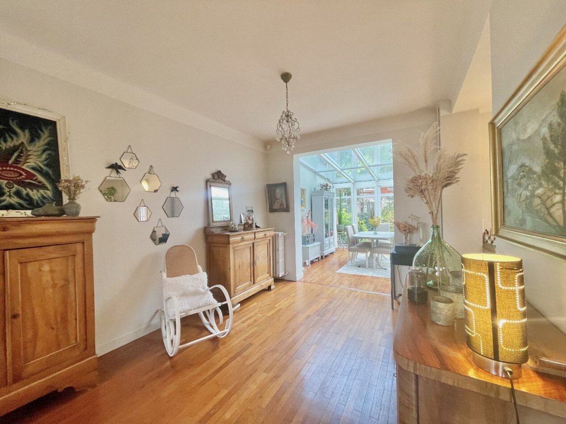 House in Plateau Ouest, Suresnes, France 5 - 17241375