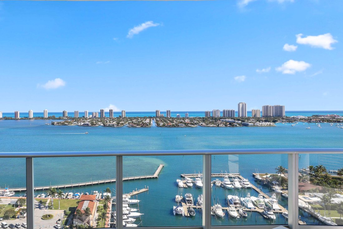 Condo in Lake Park, Florida, United States 2 - 17104199