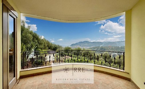 Villa in Diano Castello, Ligurien, Italien 1
