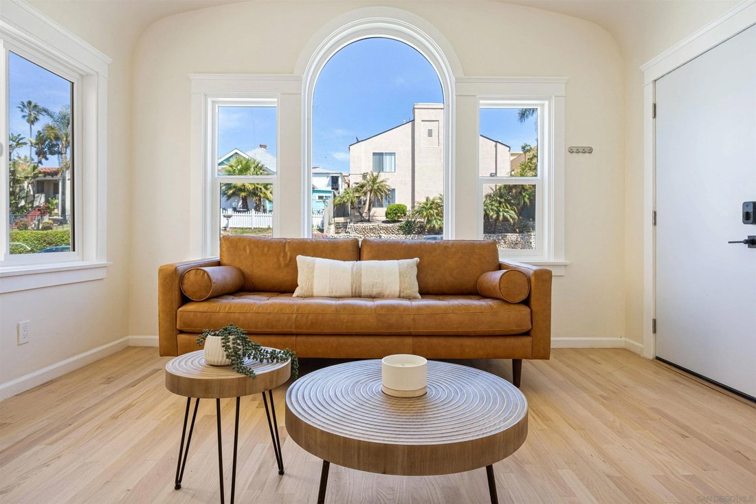 San Diego, California, United States 3 - 17243833