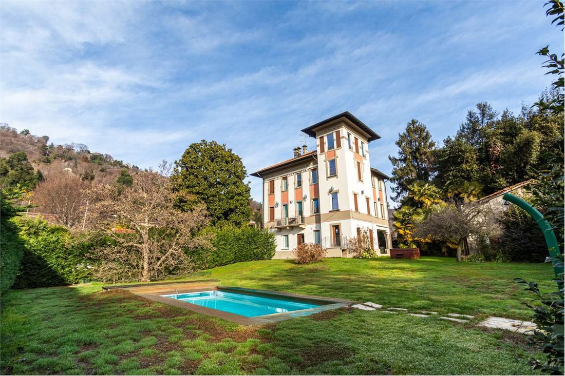 Villa in Lesa, Piedmont, Italy 3 - 17243896