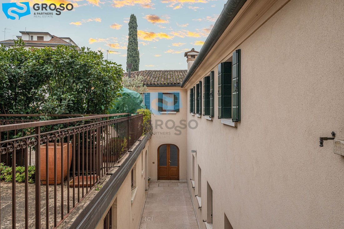 Estate in Cathedral - Piazza dei Signori, Treviso, Italy 5 - 17240447