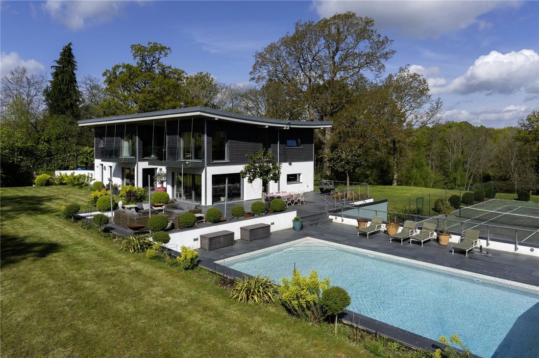 House in Brenchley, England 5 - 17244015