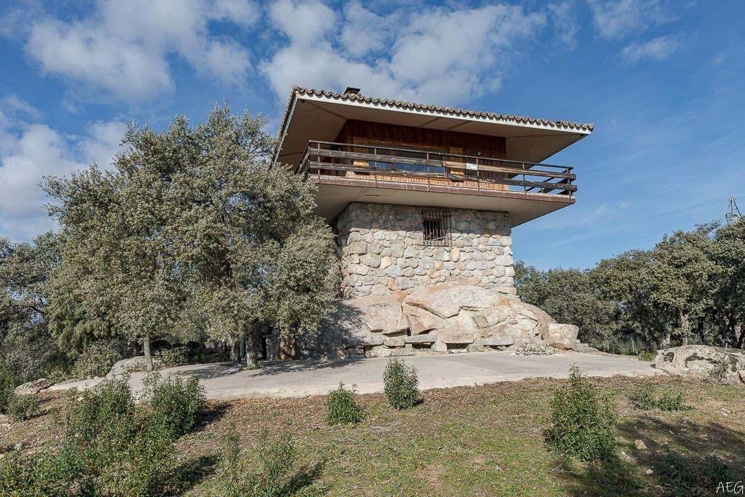 Land in El Escorial, Comunidad de Madrid, Spain 2 - 13888709