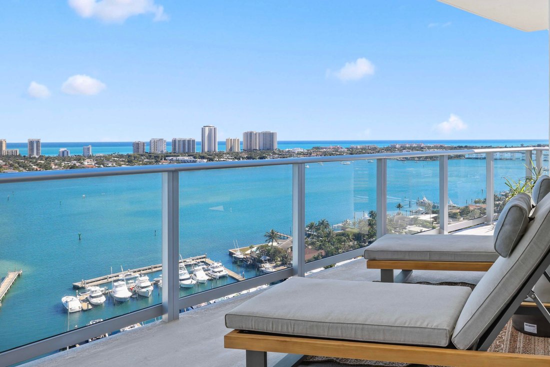 Condo in Lake Park, Florida, United States 1 - 17104199