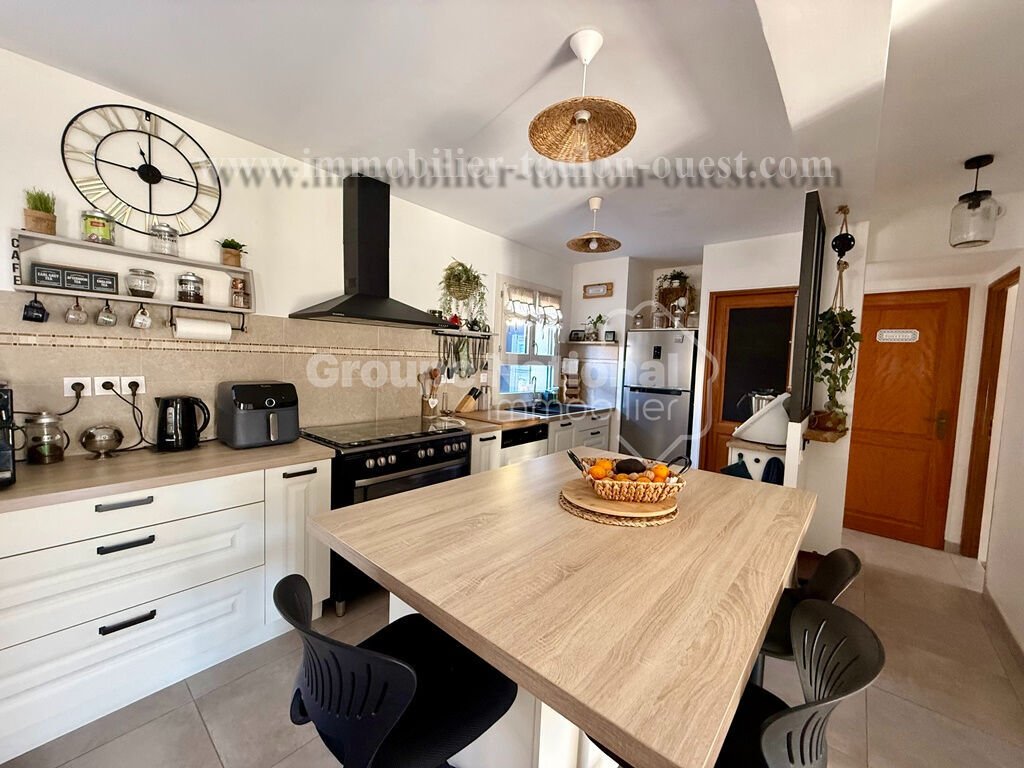 Villa in Les Freres-Les Cancades-Les Ginestes, Le Beausset, France 3 - 17244114