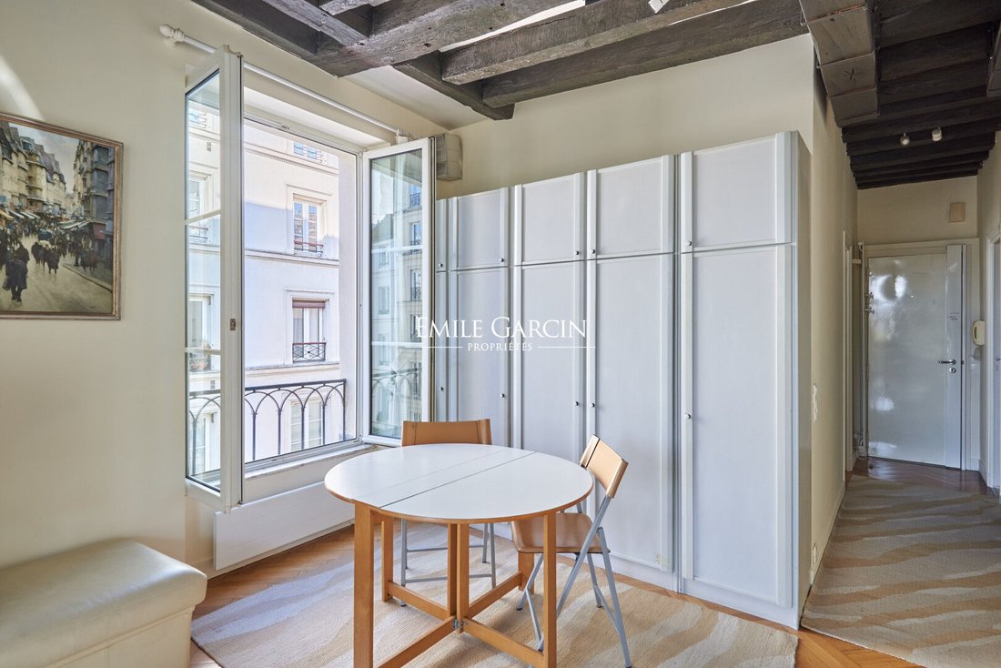 Apartment in Palais Royal, Paris 1er Arrondissement, Paris 5 - 17244098
