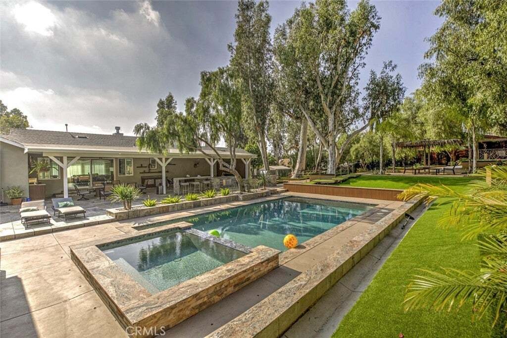 House in Los Angeles, California, United States 1 - 17243895