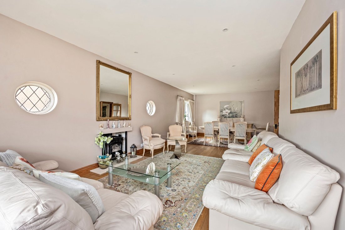 House in Rottingdean, England 3 - 17241498
