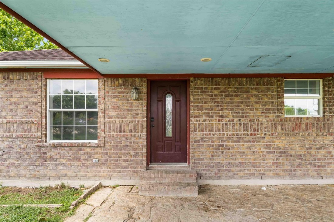 House in Elgin, Texas, United States 5 - 17243723