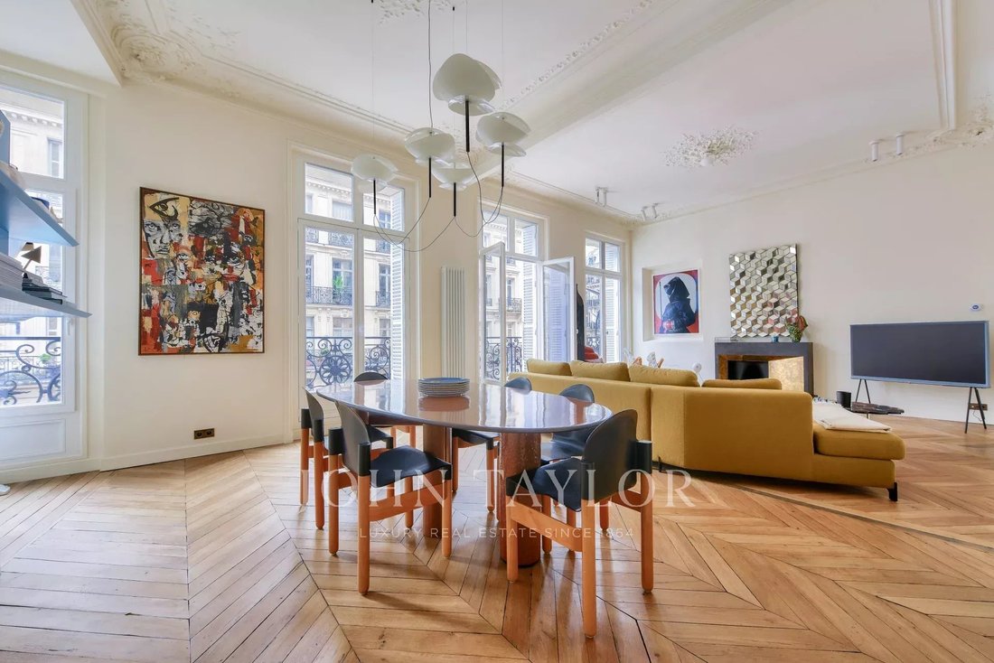 Apartment in Vivienne-Gaillon, Paris 2e Arrondissement, Paris 5 - 17241745