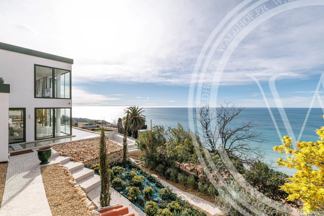 Villa in French Riviera, Provence-Alpes-Côte d'Azur, France 3 - 17244134