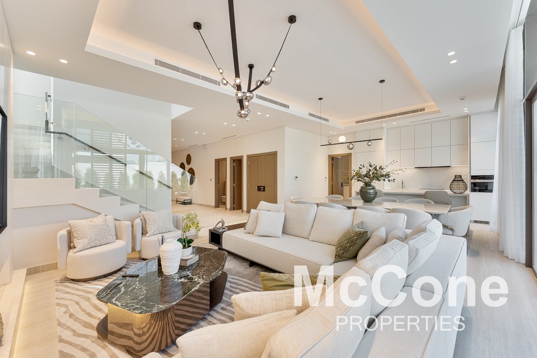 Villa in MBR City / Mohammed Bin Rashid City, Dubai, United Arab Emirates 2 - 17240995