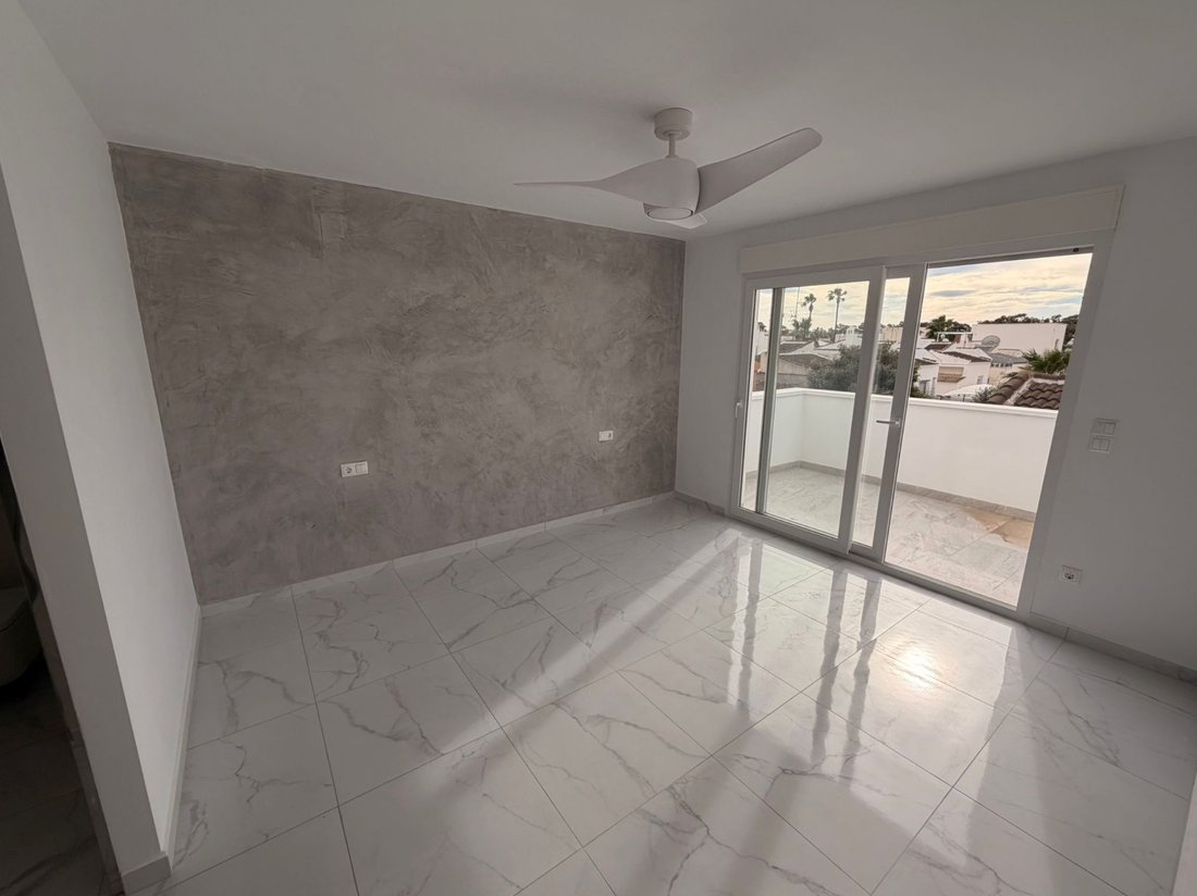 Villa in Torrevieja, Valencian Community, Spain 5 - 14391905