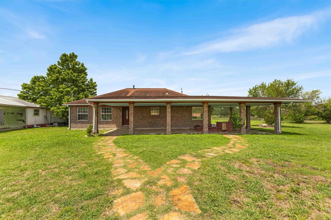 House in Elgin, Texas, United States 2 - 17243723