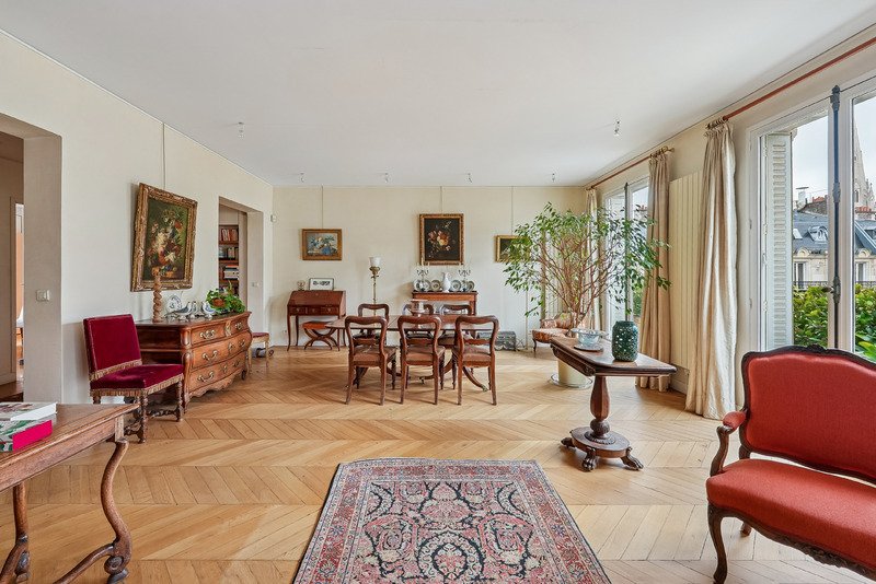 Apartment in Triangle d'Or, Paris 8e Arrondissement, Paris 4 - 17242695