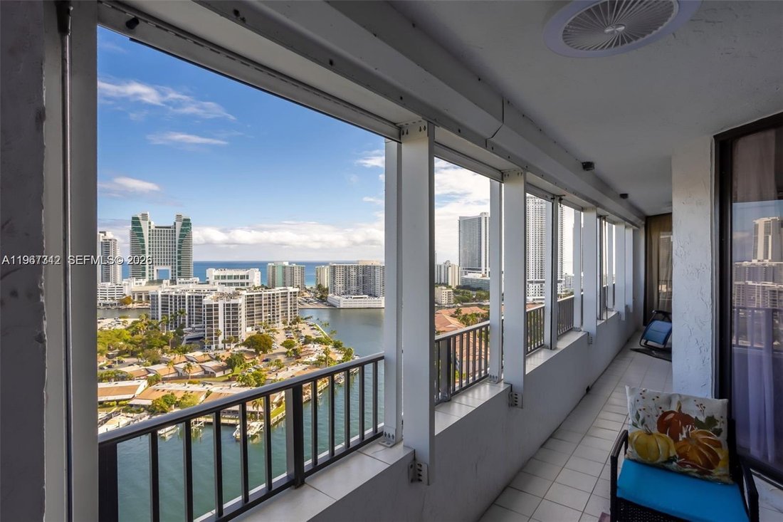 Condo in Hallandale Beach, Florida, United States 2 - 17242543
