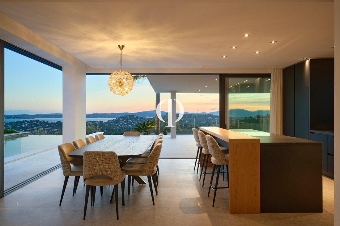 Villa in Nartelle-Noyer-Bellevue-bd des Sardinaux, Sainte-Maxime, France 3 - 17241189
