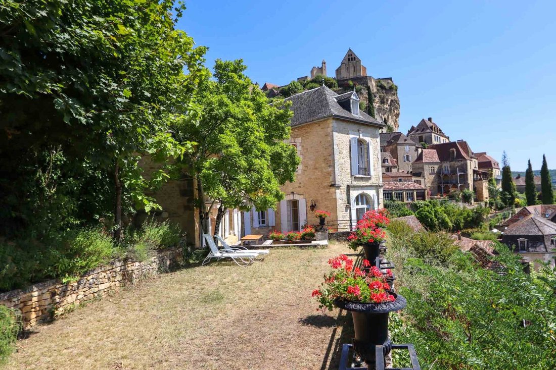 Casa a Beynac-et-Cazenac, Nuova Aquitania, Francia 1 - 17243637
