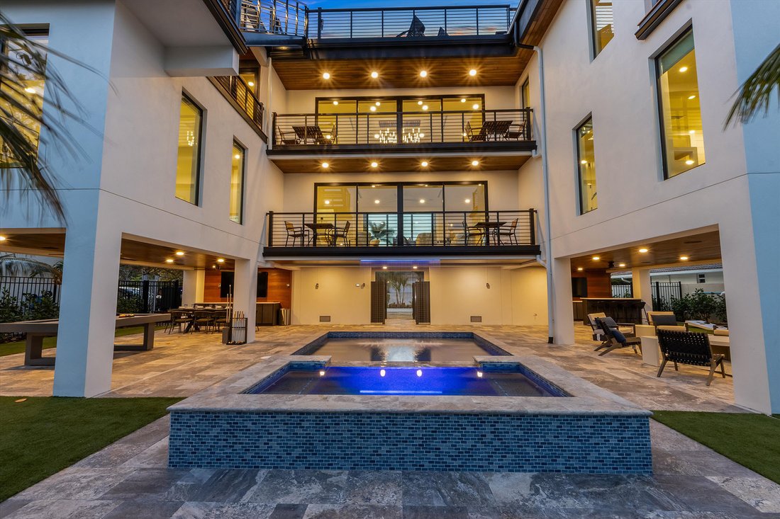 House in Sarasota, Florida, United States 4 - 17241963