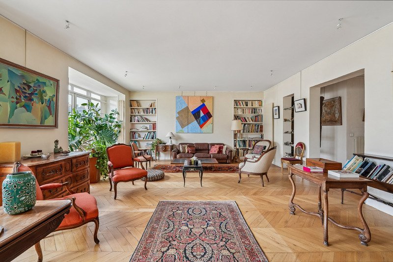 Apartment in Triangle d'Or, Paris 8e Arrondissement, Paris 1 - 17242695