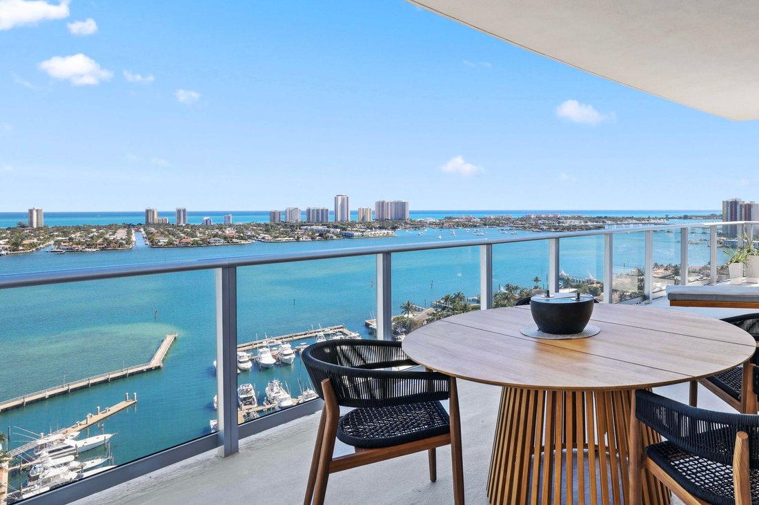 Condo in Lake Park, Florida, United States 3 - 17104199