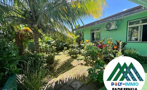 Haus in Pirae, Inseln über dem Winde, Französisch-Polynesien 1