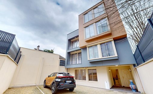 House in Waldeck Rochet-Quinet Cachin, La Courneuve, France 1