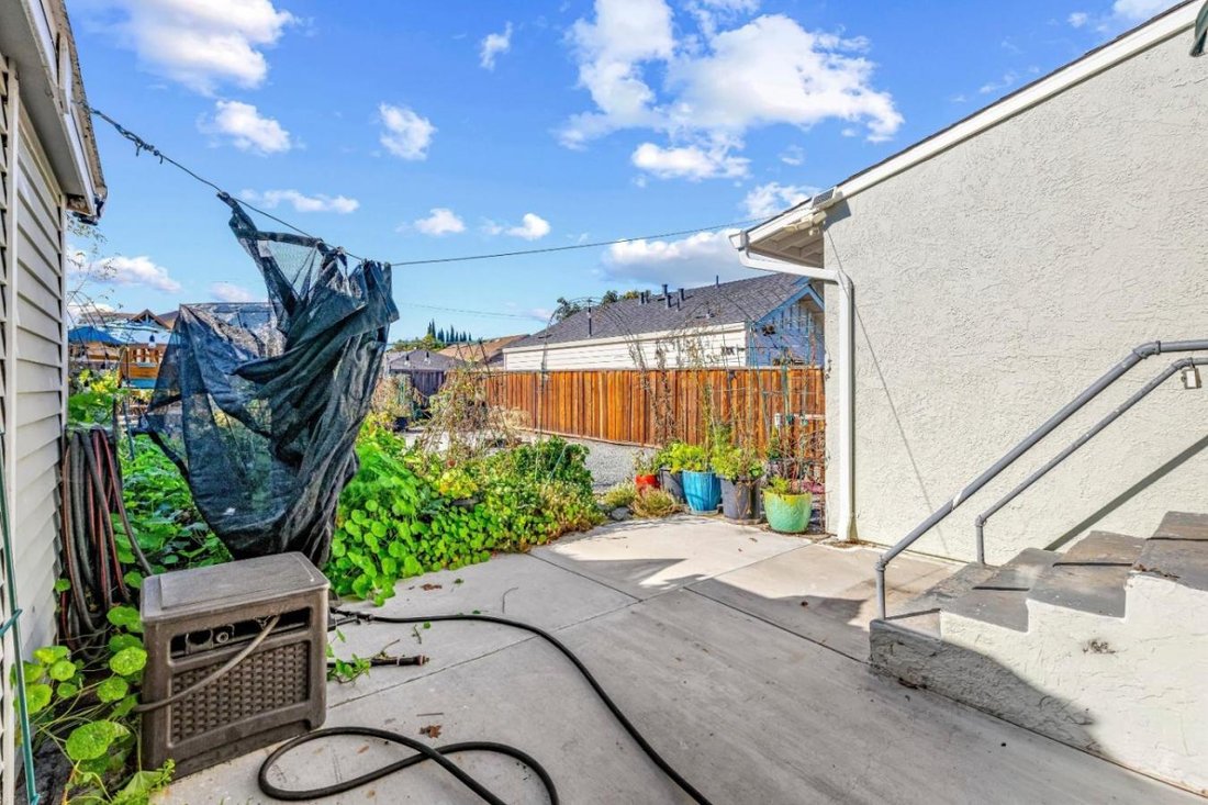 House in San Jose, California, United States 5 - 17245741
