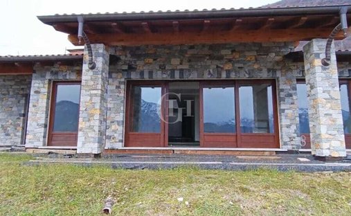Villa in Tremezzina, Lombardy, Italy 1