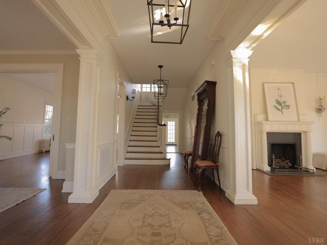House in Lynchburg, Virginia, United States 4 - 17245737