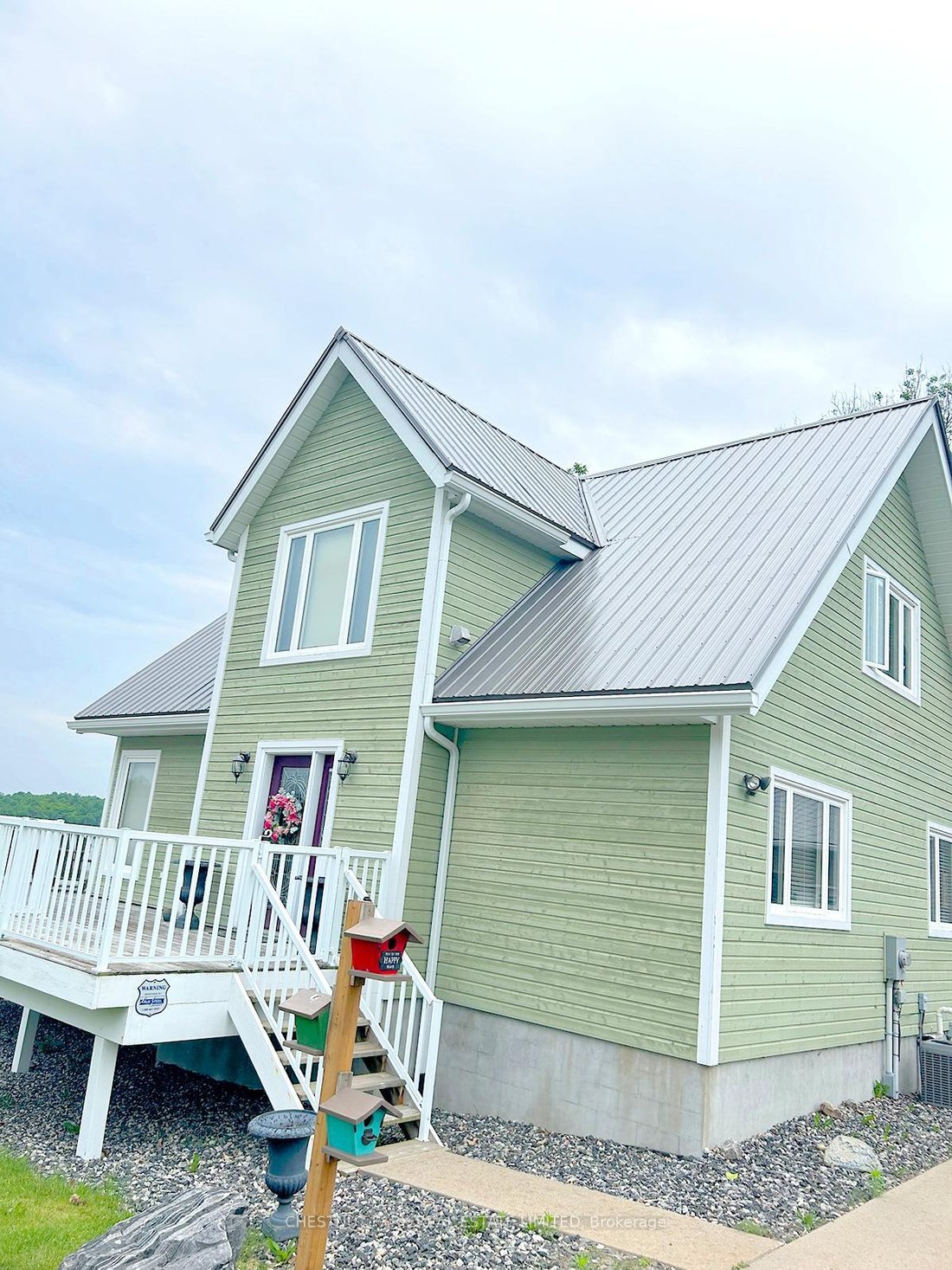 House in Port Loring, Ontario, Canada 1 - 17245915